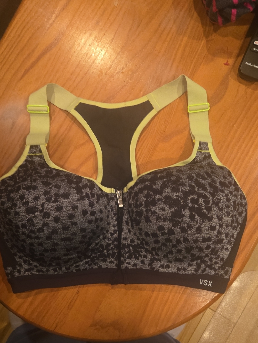 VSX Black and Lime Front-Zip High-Impact Sports Bra 36dd